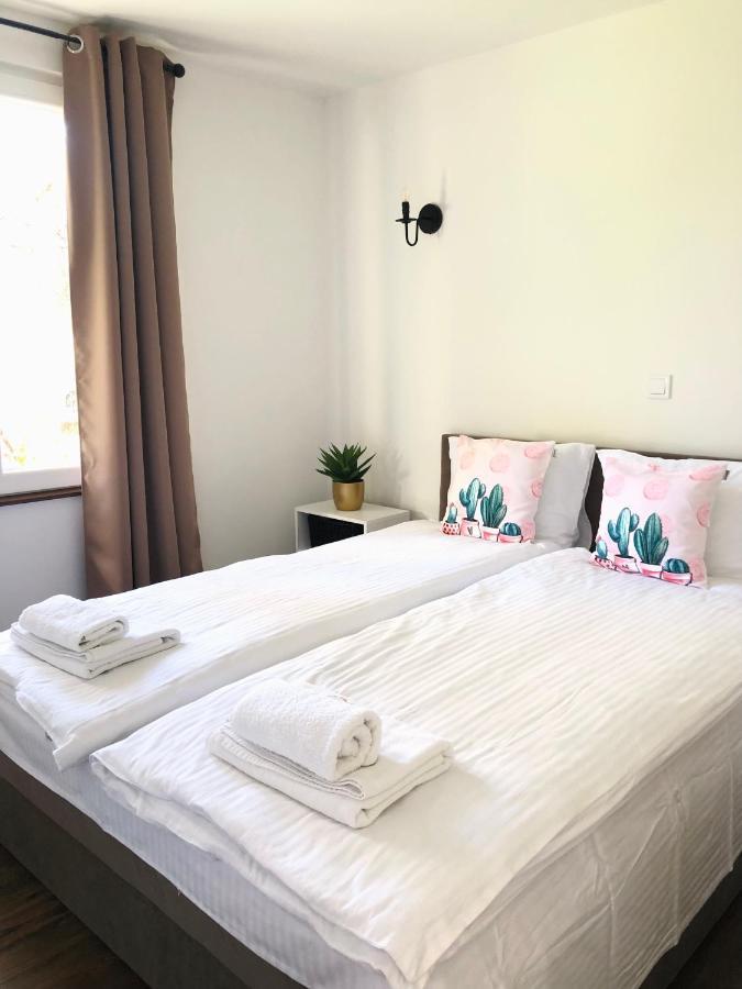 Apartments Zafira Охрид Екстериор снимка